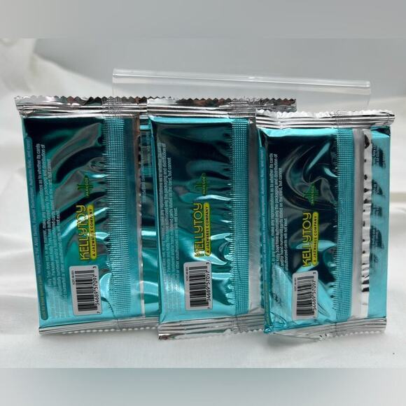 3 Pack of Squishmallows Series 1 Trading Cards - Picture 2 of 4